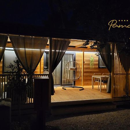 Pamara Mobile Home Биоград на Мору Екстериор снимка