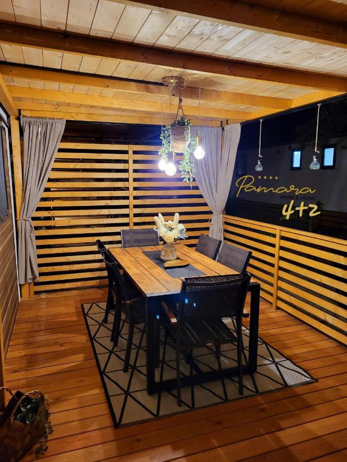Pamara Mobile Home Биоград на Мору Екстериор снимка