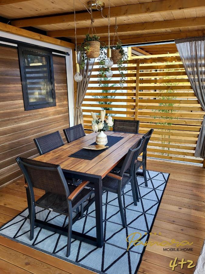 Pamara Mobile Home Биоград на Мору Екстериор снимка