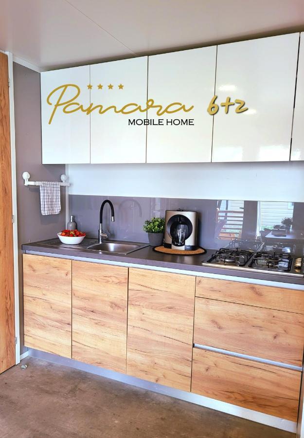 Pamara Mobile Home Биоград на Мору Екстериор снимка