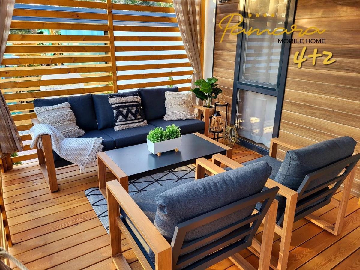 Pamara Mobile Home Биоград на Мору Екстериор снимка