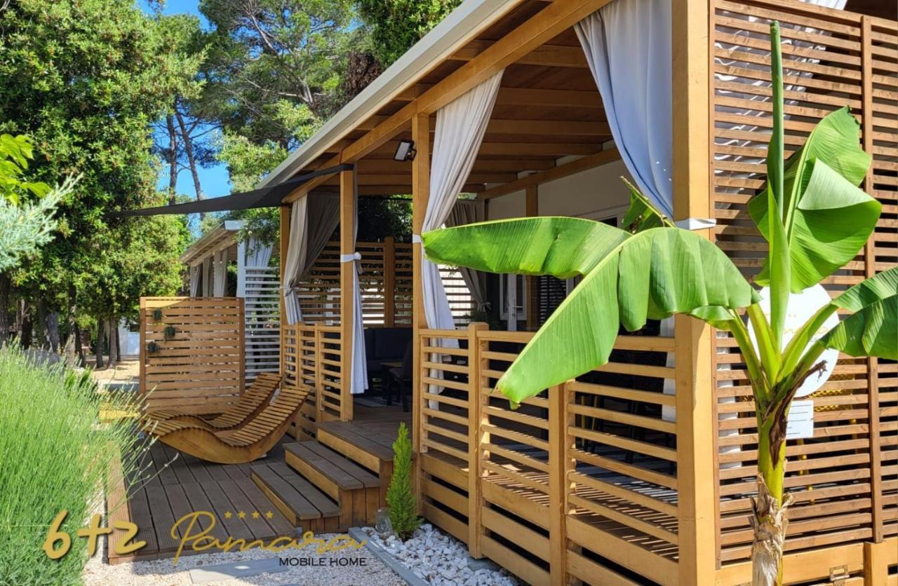 Pamara Mobile Home Биоград на Мору Екстериор снимка