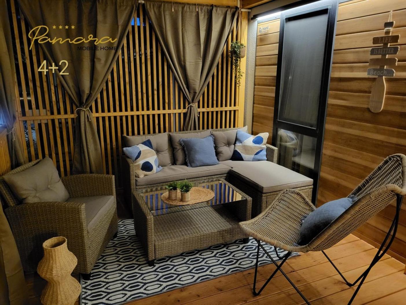Pamara Mobile Home Биоград на Мору Екстериор снимка